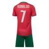 Camisola + Calções Portugal Ronaldo 7 Criança Equipamento 1ª Mundial 2026 Camisola + Calções Portugal Ronaldo 7 Criança Equipamento 1ª Mundial 2026
