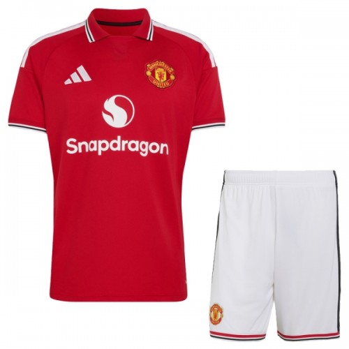 Camisola + Calções Manchester United Criança Equipamento 1ª 2026-27 Camisola + Calções Manchester United Criança Equipamento 1ª 2026-27