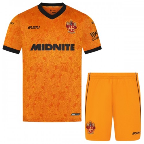 Camisola + Calções Wolverhampton Criança Equipamento 1ª 2026-27 Camisola + Calções Wolverhampton Criança Equipamento 1ª 2026-27