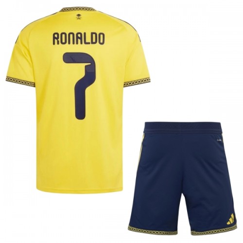 Camisola + Calções Al Nassr Ronaldo 7 Criança Equipamento 1ª 2026-27 Camisola + Calções Al Nassr Ronaldo 7 Criança Equipamento 1ª 2026-27