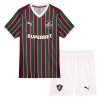 Camisola + Calções Fluminense FC Criança Equipamento 1ª 2026-27 Camisola + Calções Fluminense FC Criança Equipamento 1ª 2026-27