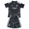 Camisola + Calções Guarda-Redes Ajax Amsterdam Criança 2026-27 Preta Camisola + Calções Guarda-Redes Ajax Amsterdam Criança 2026-27 Preta